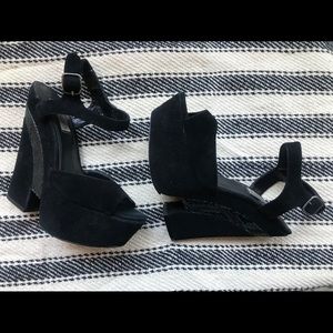 Steve Madden Black Suede Retro Platforms sz 8m